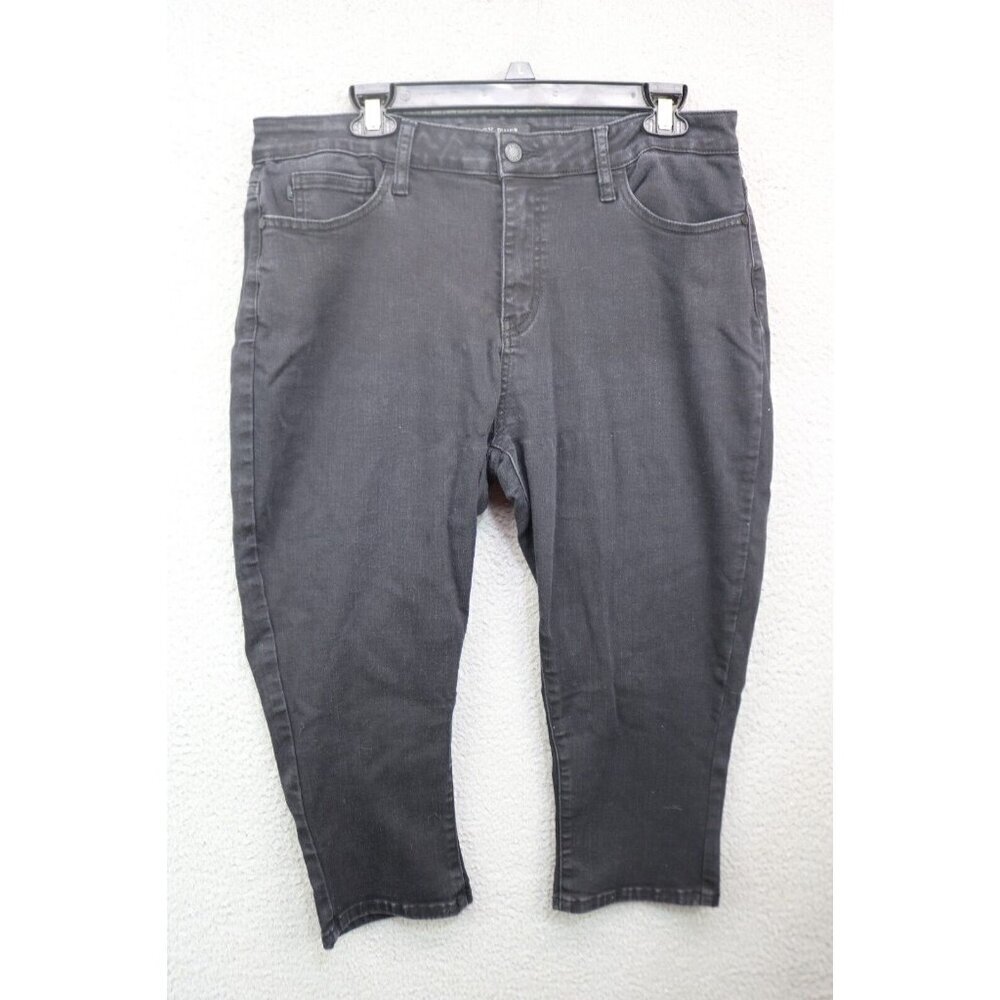 Judy Blue Capri Fit Black Denim Jeans-Size 15/32-Stretchy